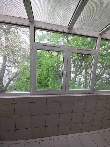 Crangasi, Piata Vintila Mihailescu, 3 min. metrou parc.